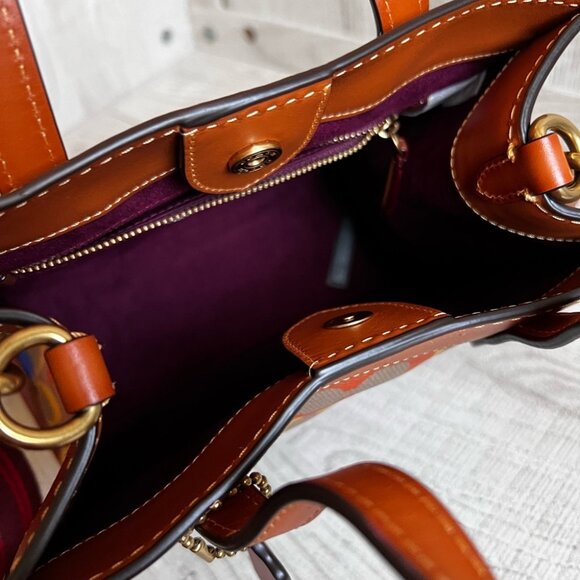 Coach Field Tote 22 In Rainbow Signature Canvas c5142 - Picture 5 of 6